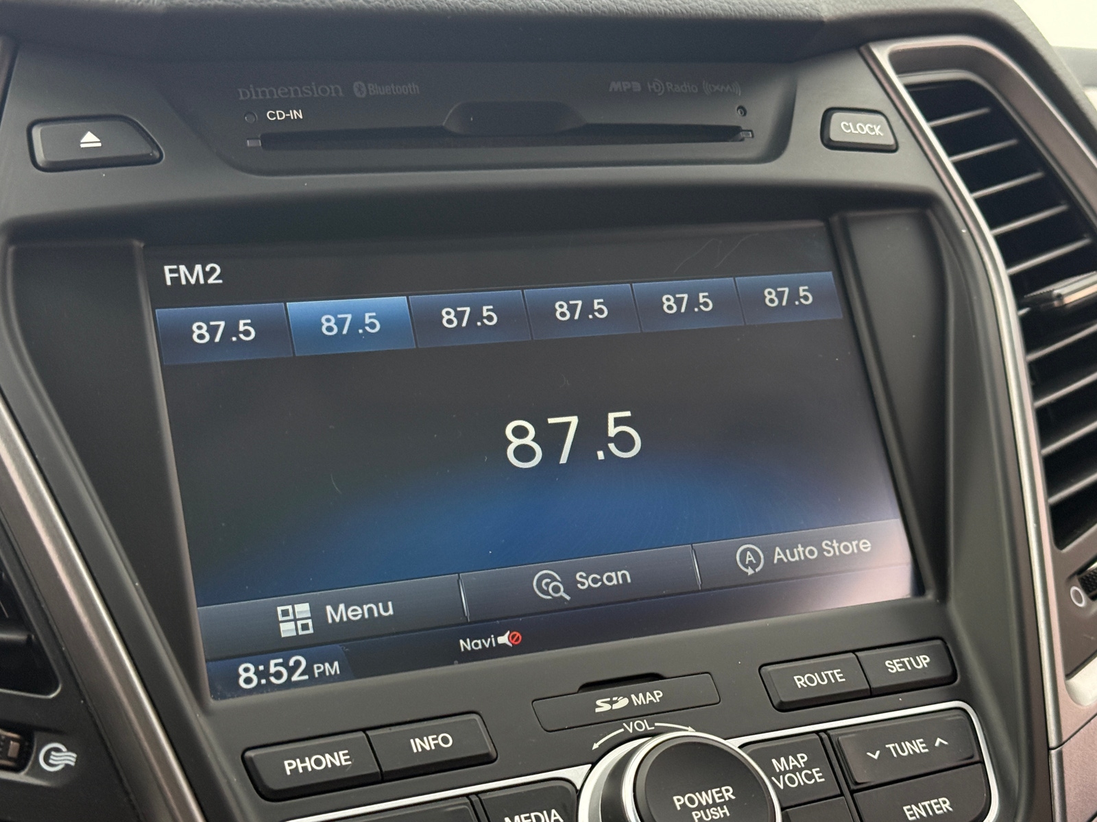 Thumbnail: 2013 Hyundai Santa Fe - 3