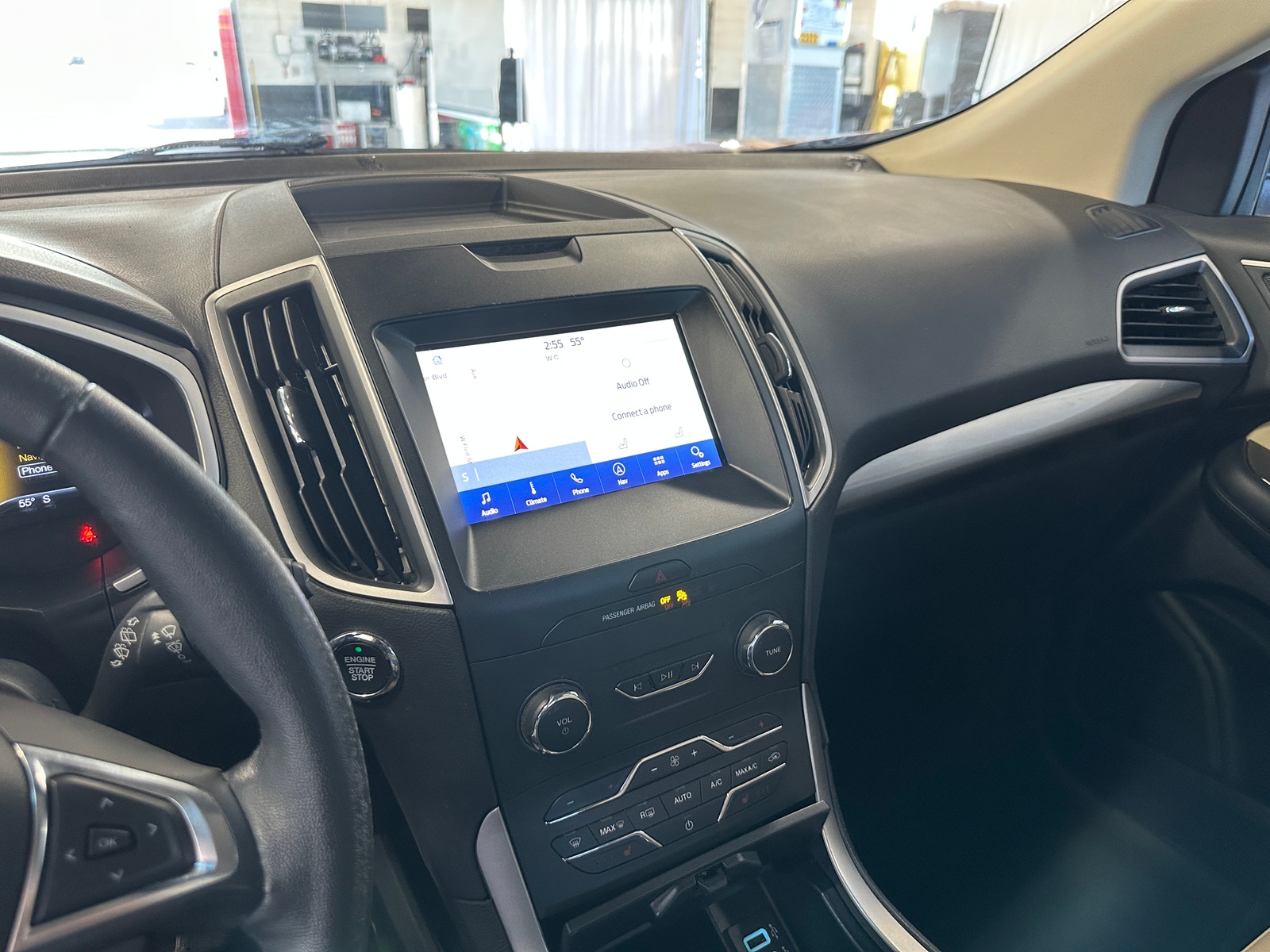 Thumbnail: 2020 Ford Edge - 3