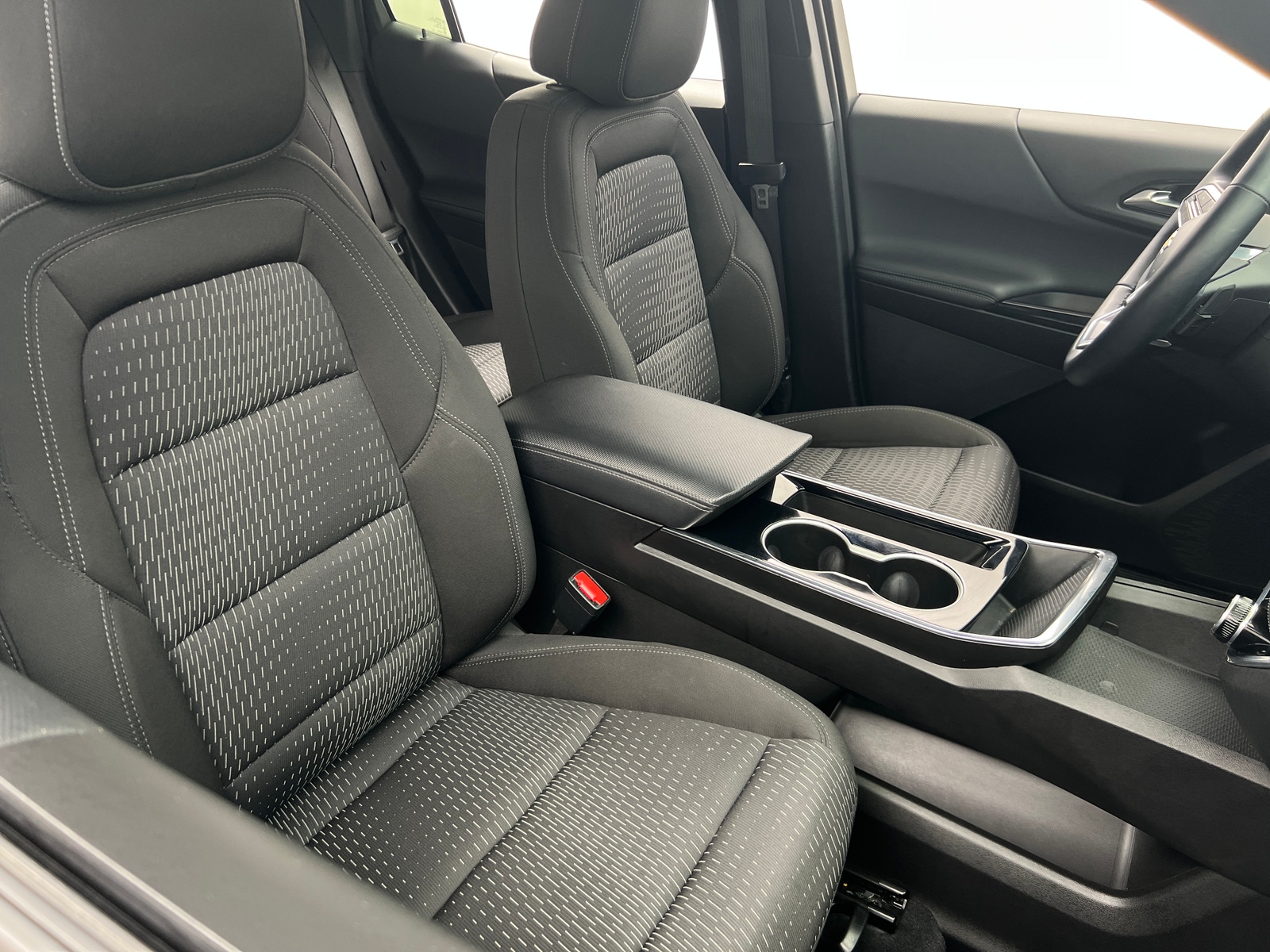 Thumbnail: 2025 Chevrolet Equinox - 2