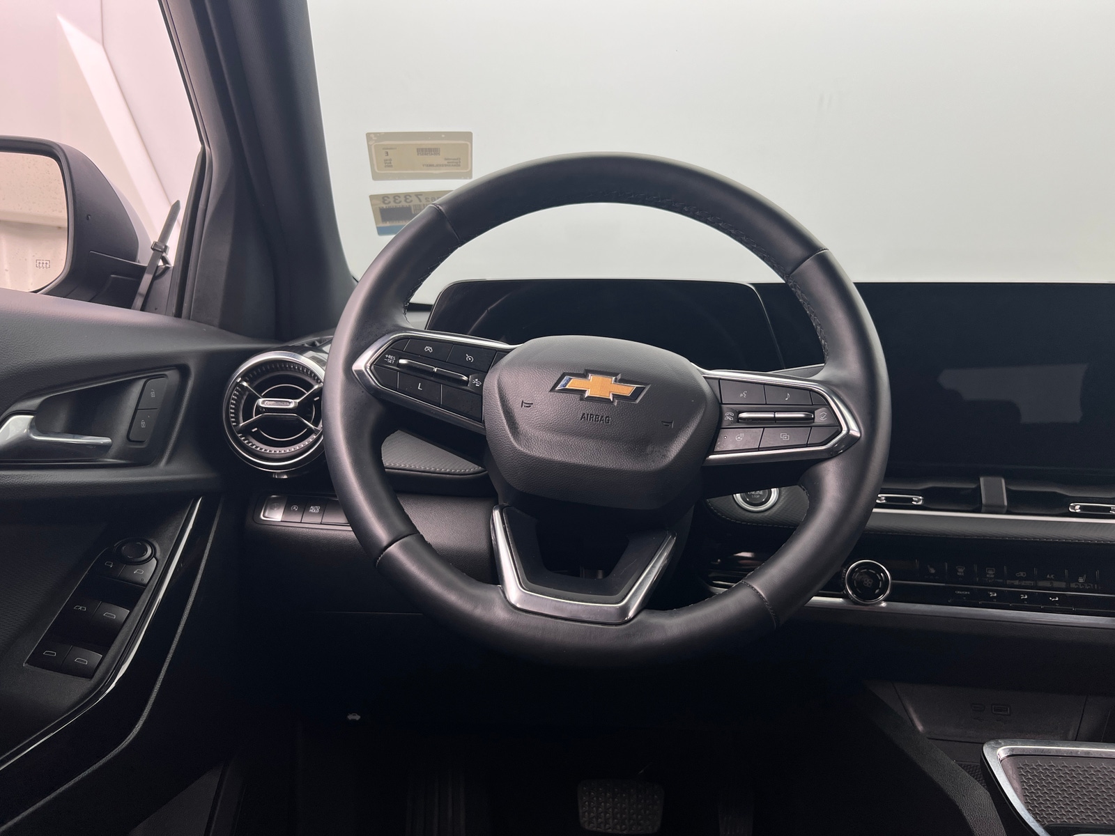 Thumbnail: 2025 Chevrolet Equinox - 5