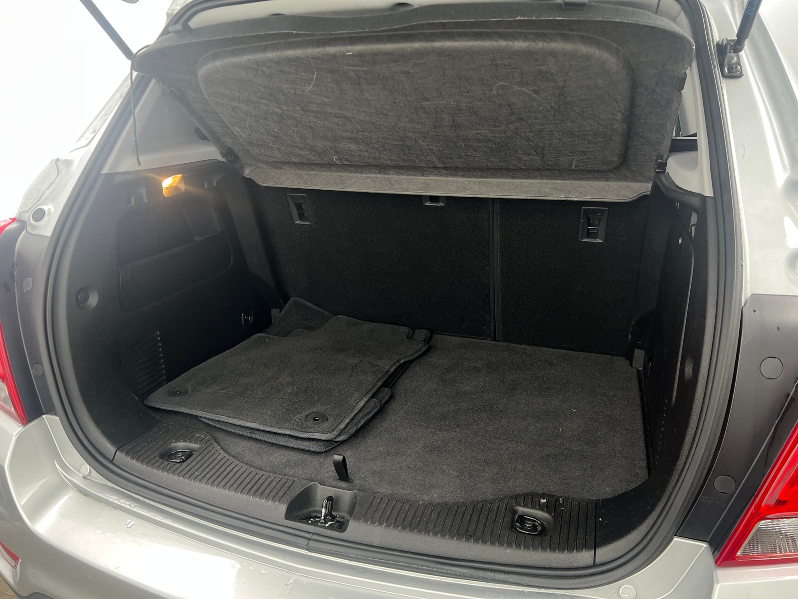 Thumbnail: 2020 Chevrolet Trax - 7