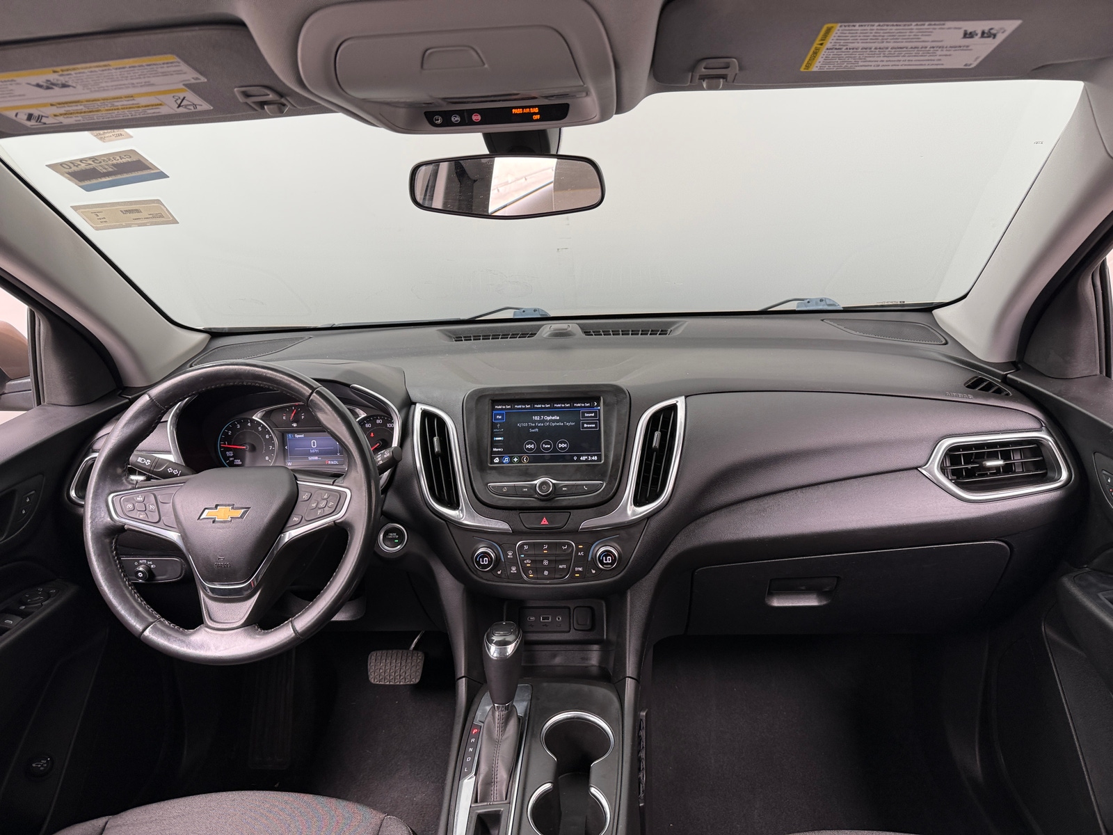 Thumbnail: 2019 Chevrolet Equinox - 3