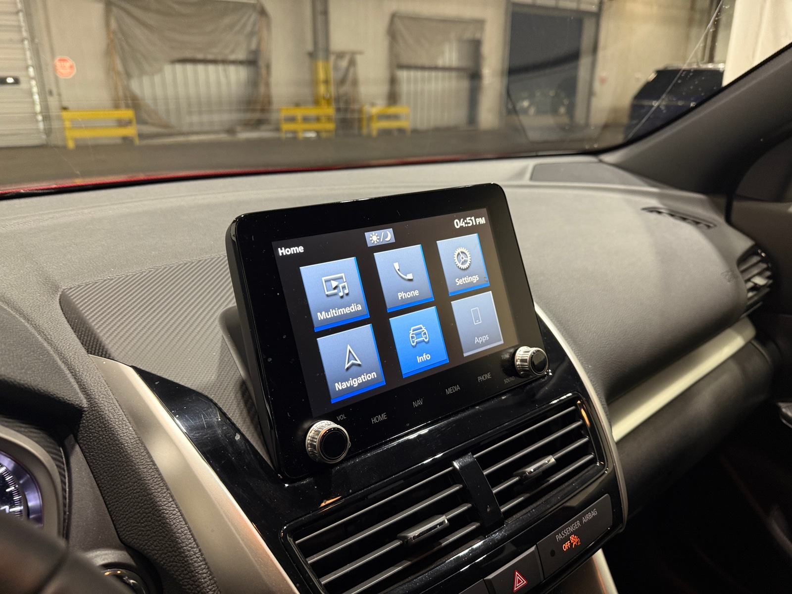 Thumbnail: 2024 Mitsubishi Eclipse Cross - 3