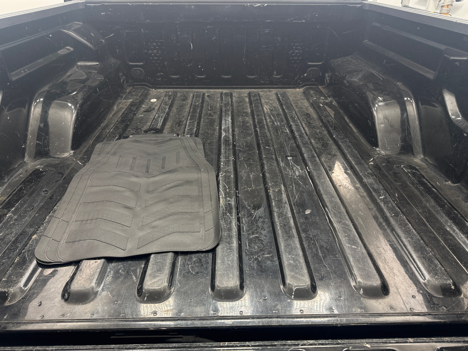 Thumbnail: 2021 Jeep Gladiator - 7