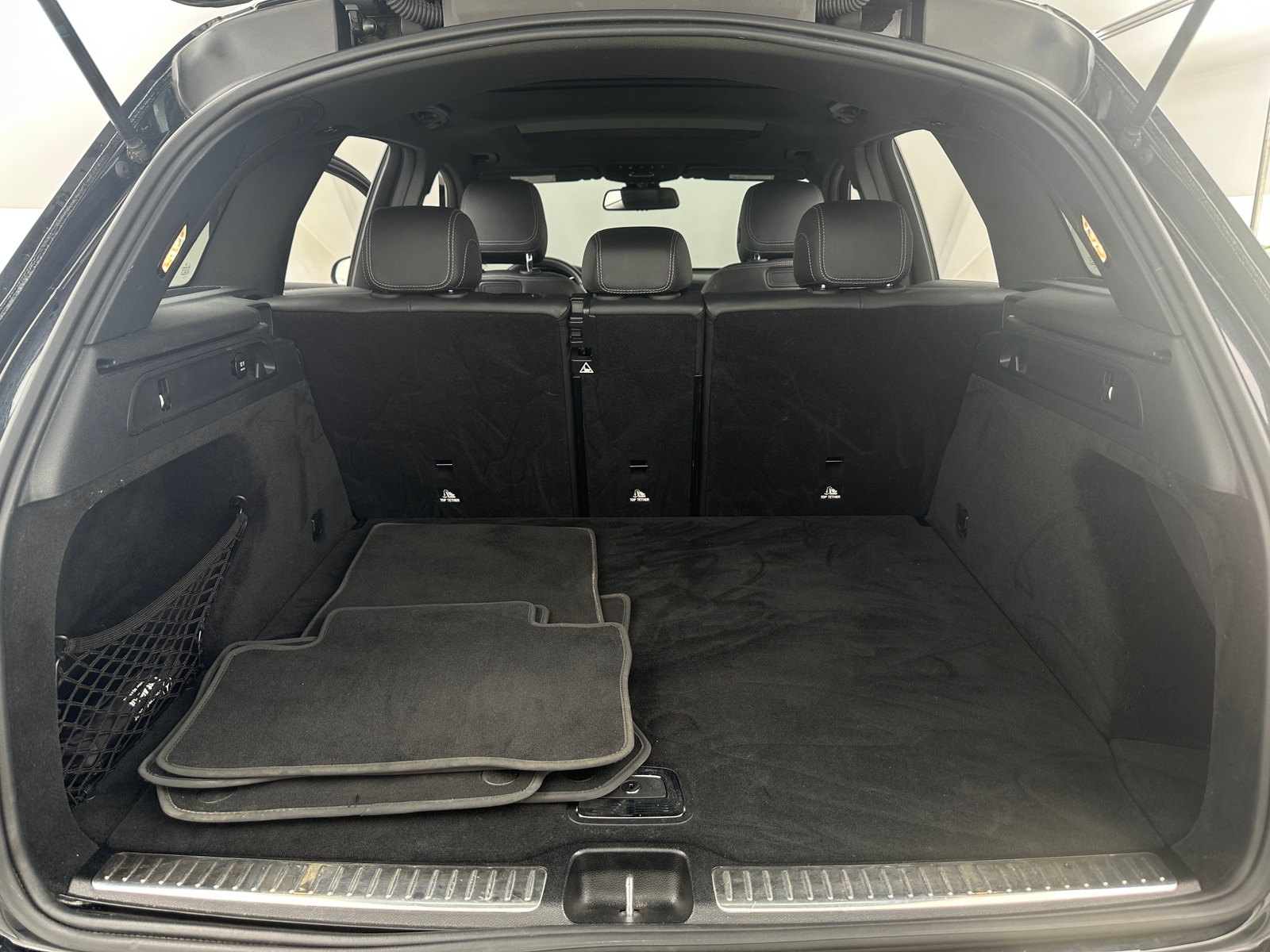 Thumbnail: 2018 Mercedes-Benz GLC - 6