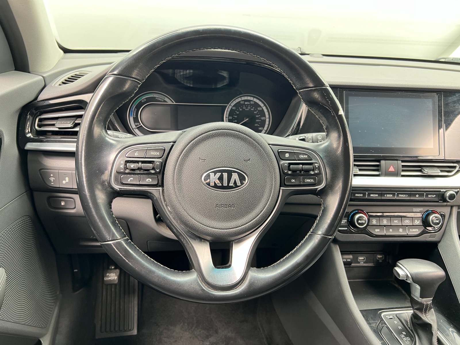 Thumbnail: 2021 Kia Niro - 5