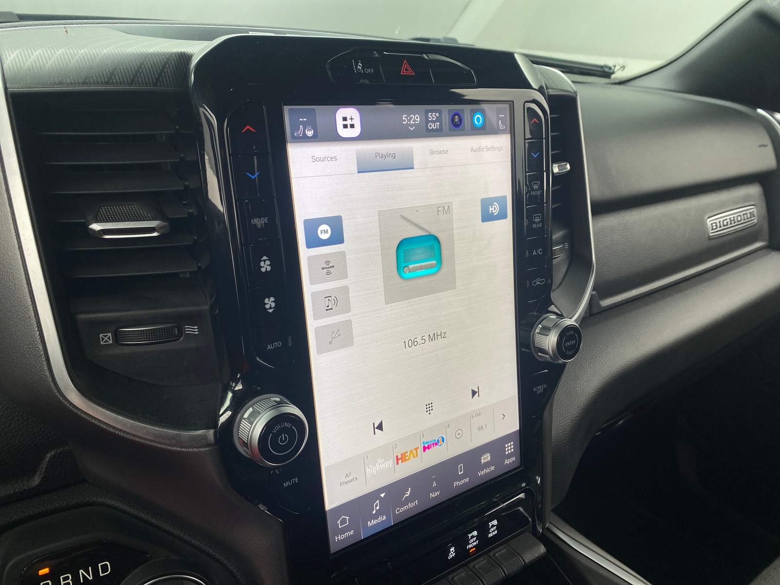 Thumbnail: 2025 RAM 1500 - 4