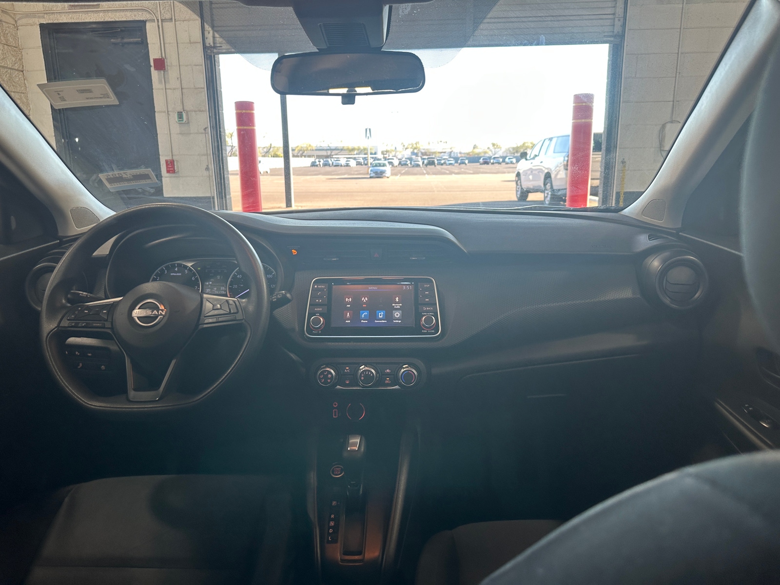 Thumbnail: 2023 Nissan Kicks - 3