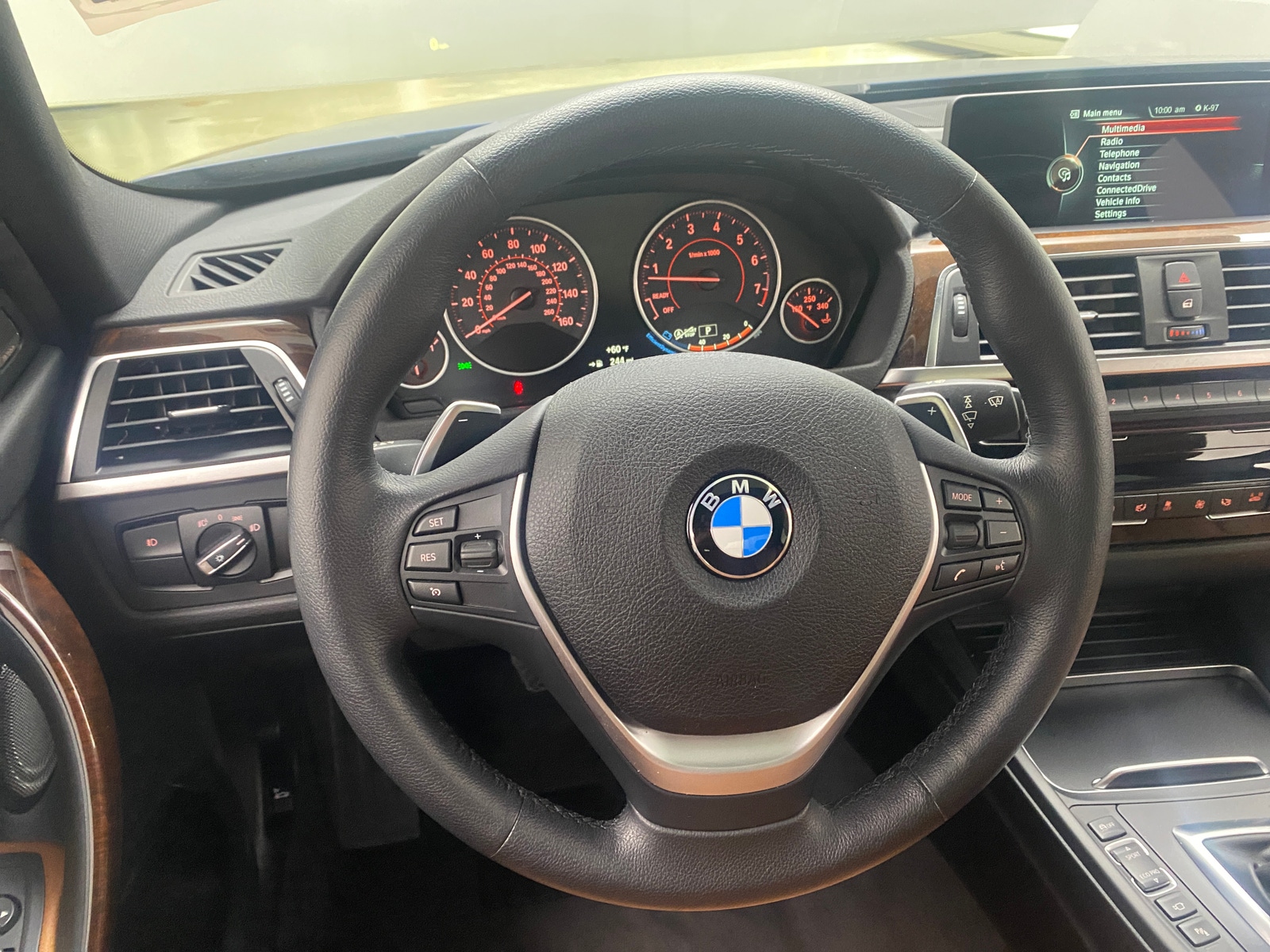 Thumbnail: 2016 BMW 3 Series - 4