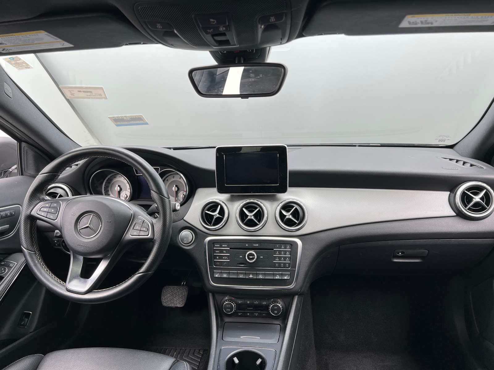 Thumbnail: 2017 Mercedes-Benz GLA - 2