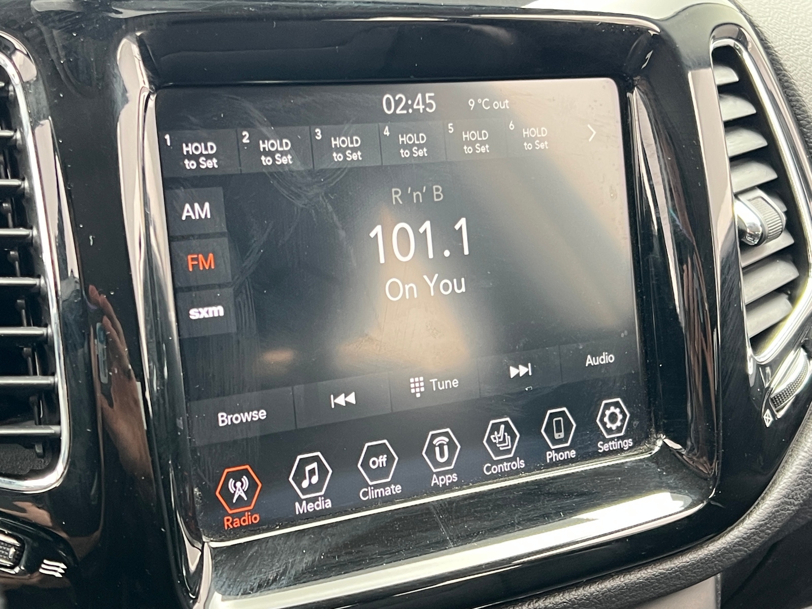 Thumbnail: 2020 Jeep Compass - 3