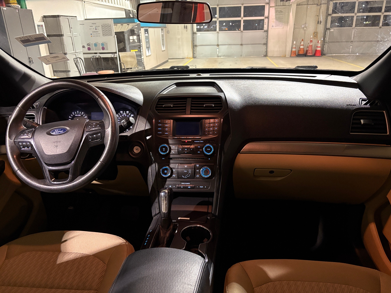 Thumbnail: 2017 Ford Explorer - 3