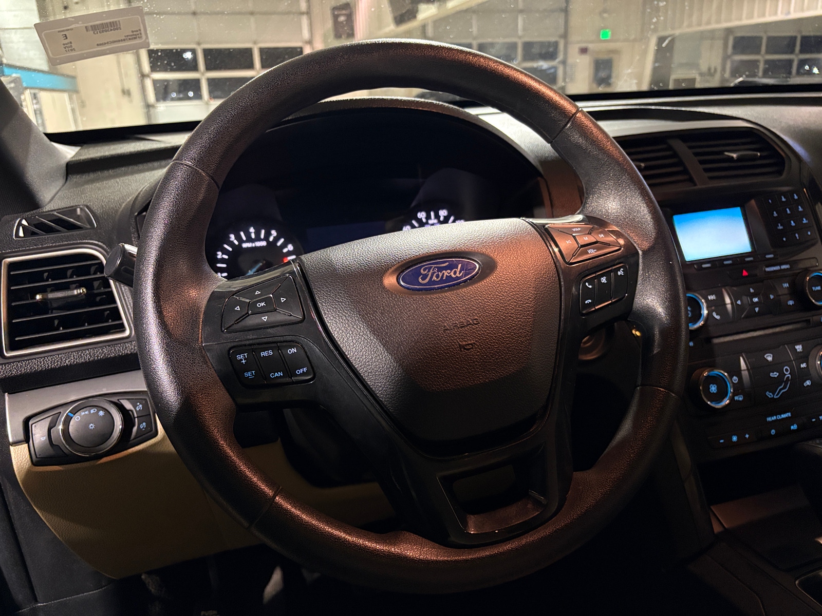 Thumbnail: 2017 Ford Explorer - 5