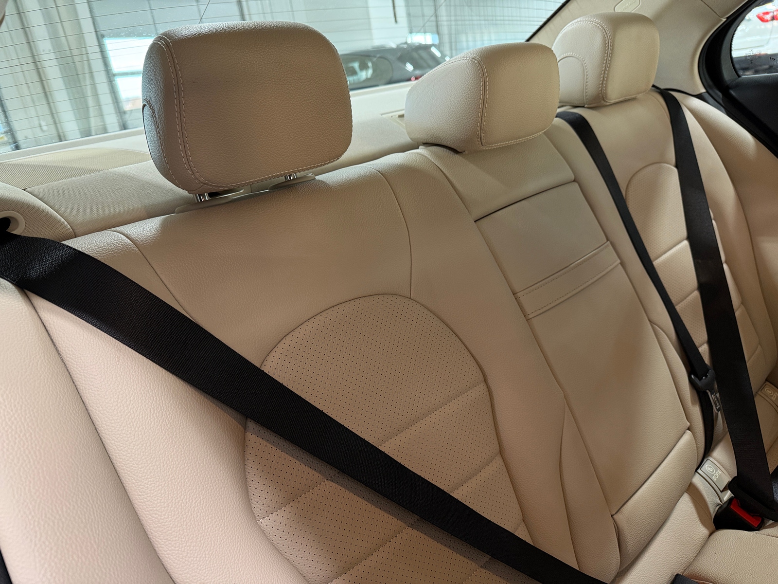 Thumbnail: 2016 Mercedes-Benz C-Class - 5