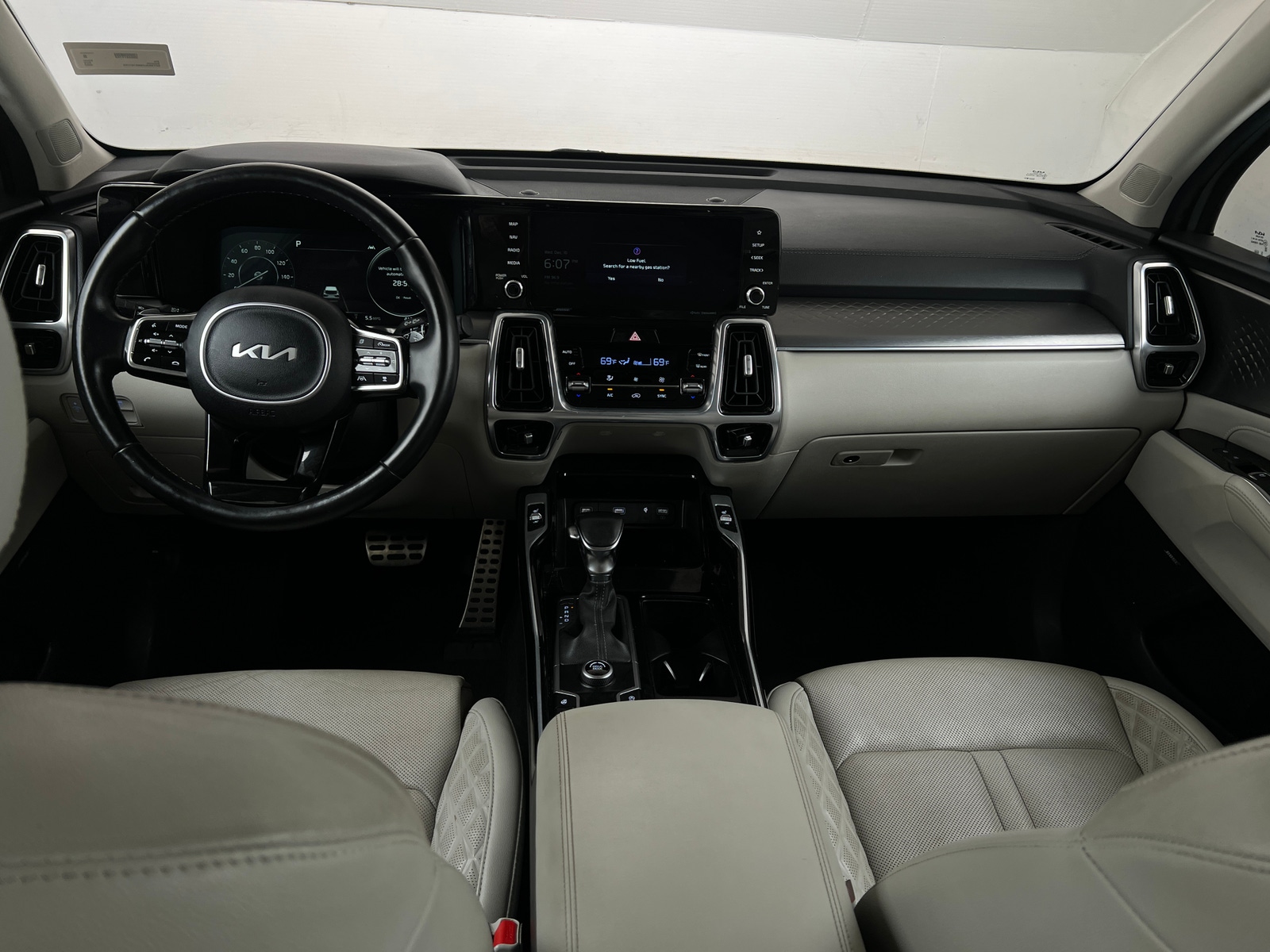 Thumbnail: 2022 Kia Sorento - 2