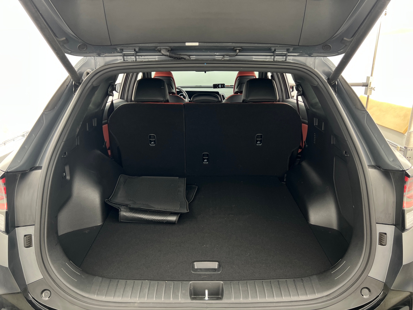 Thumbnail: 2023 Kia Sportage - 6