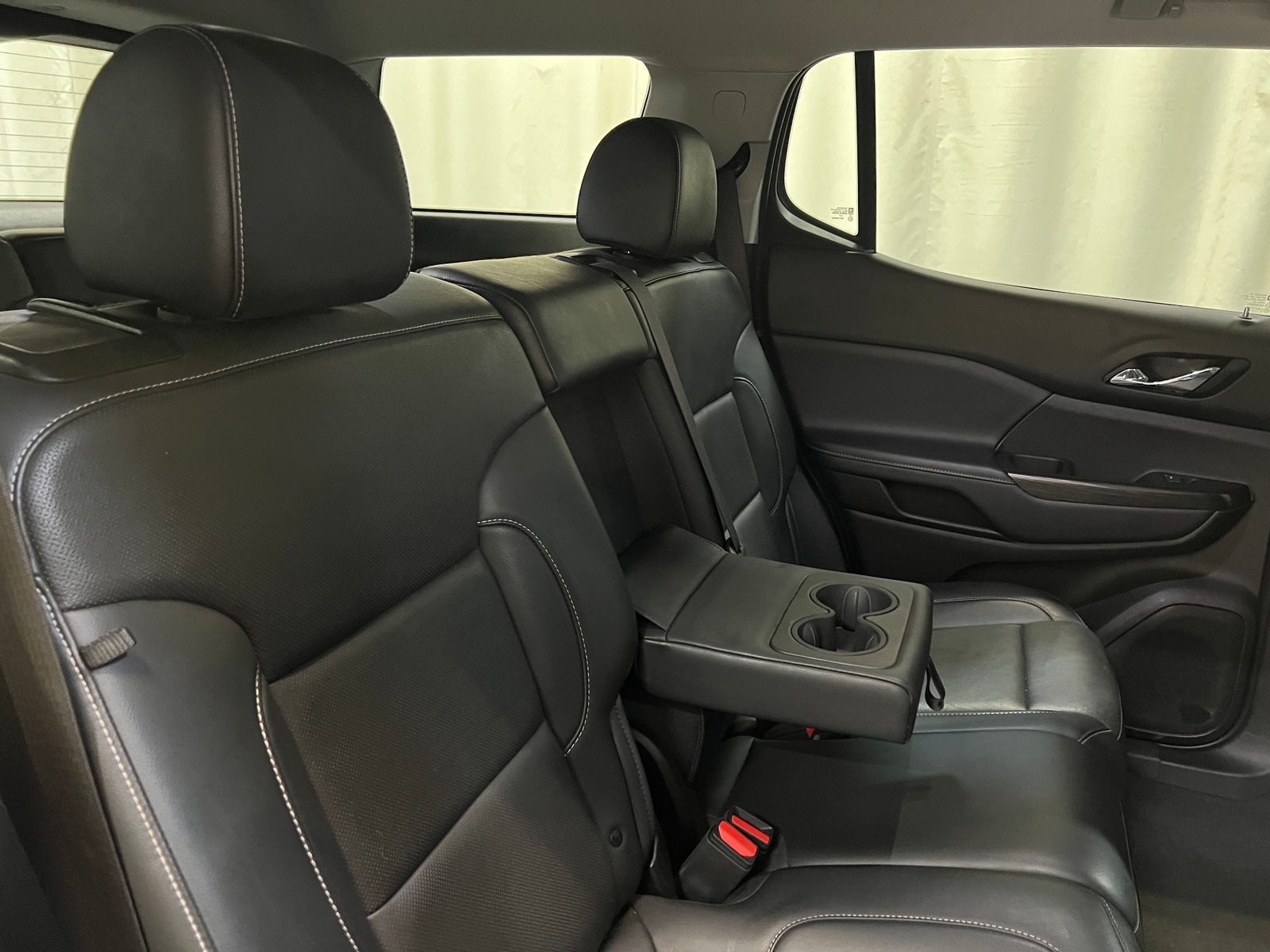 Thumbnail: 2023 GMC Acadia - 5