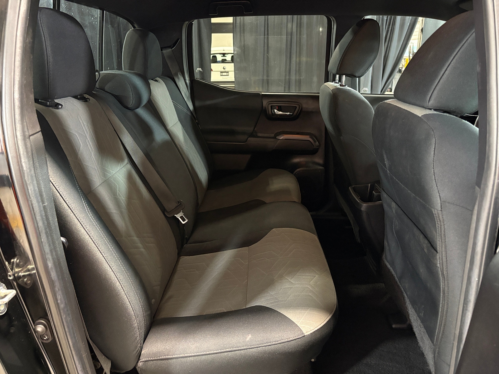 Thumbnail: 2022 Toyota Tacoma - 6