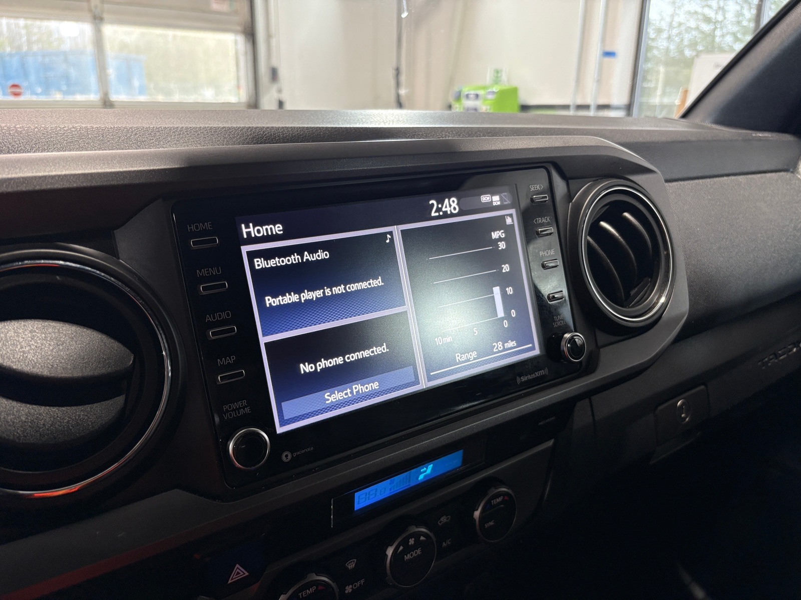 Thumbnail: 2022 Toyota Tacoma - 4