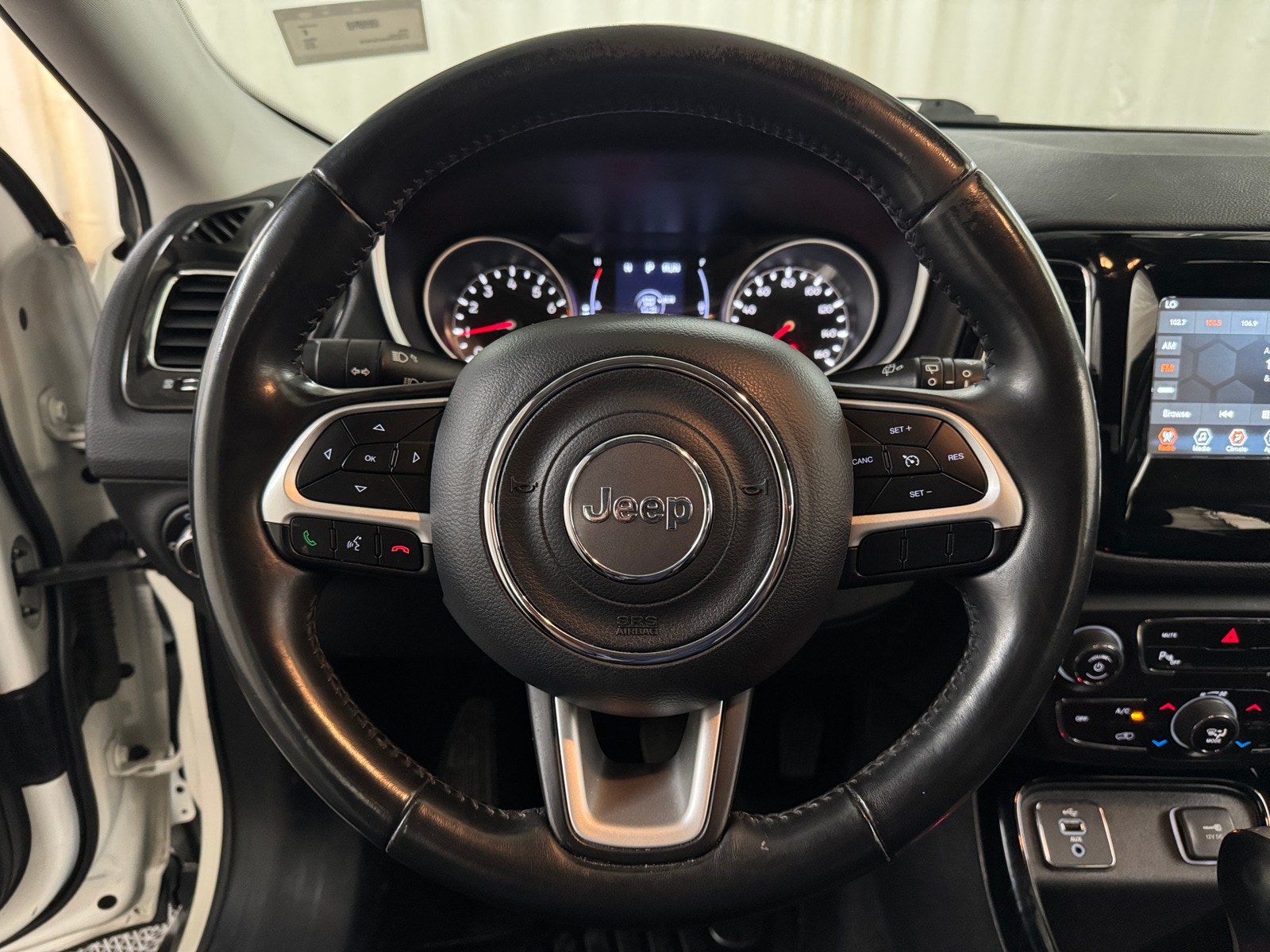 Thumbnail: 2019 Jeep Compass - 4