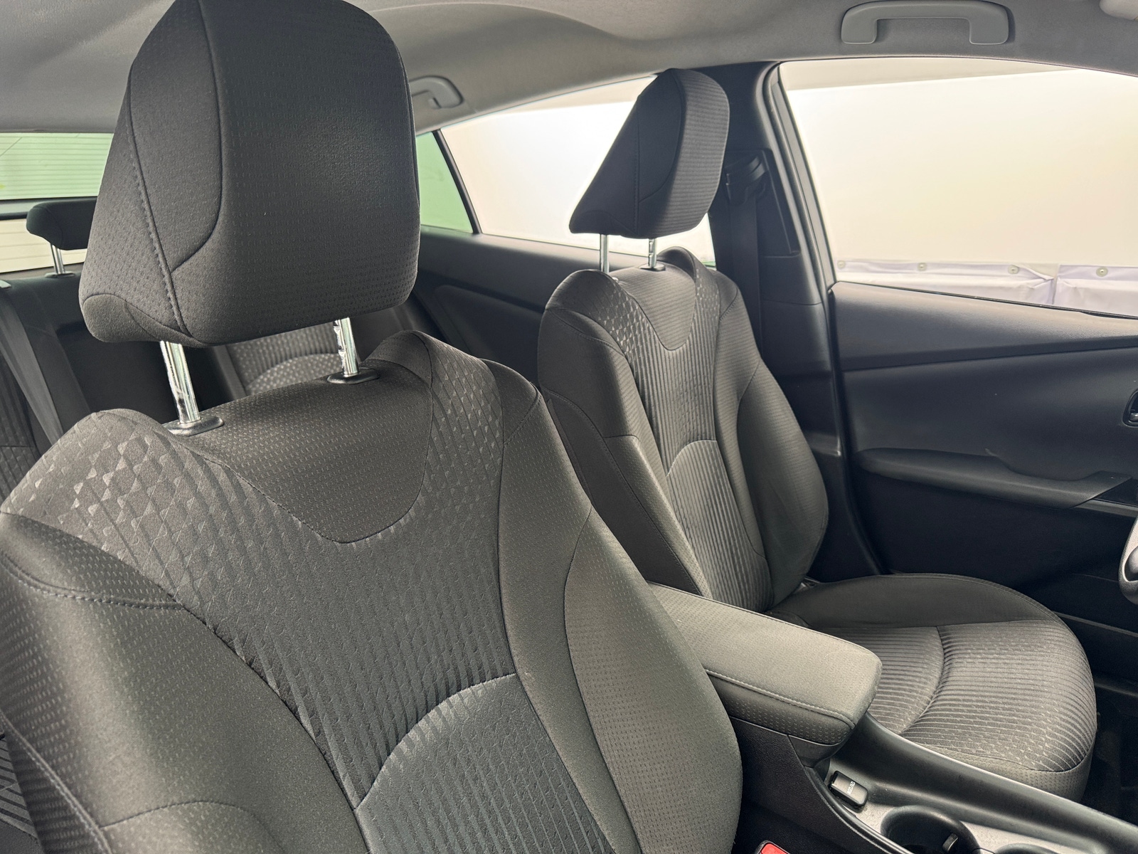 Thumbnail: 2016 Toyota Prius - 2