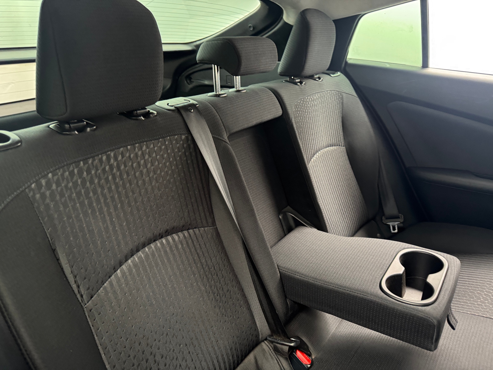 Thumbnail: 2016 Toyota Prius - 6