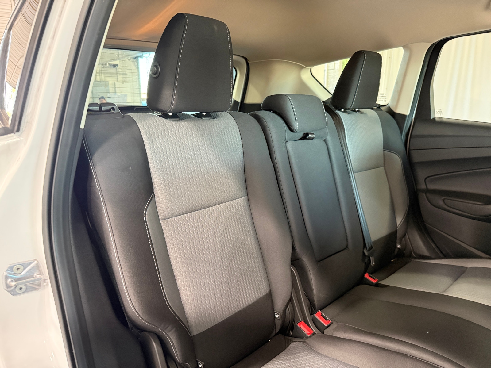 Thumbnail: 2019 Ford Escape - 6