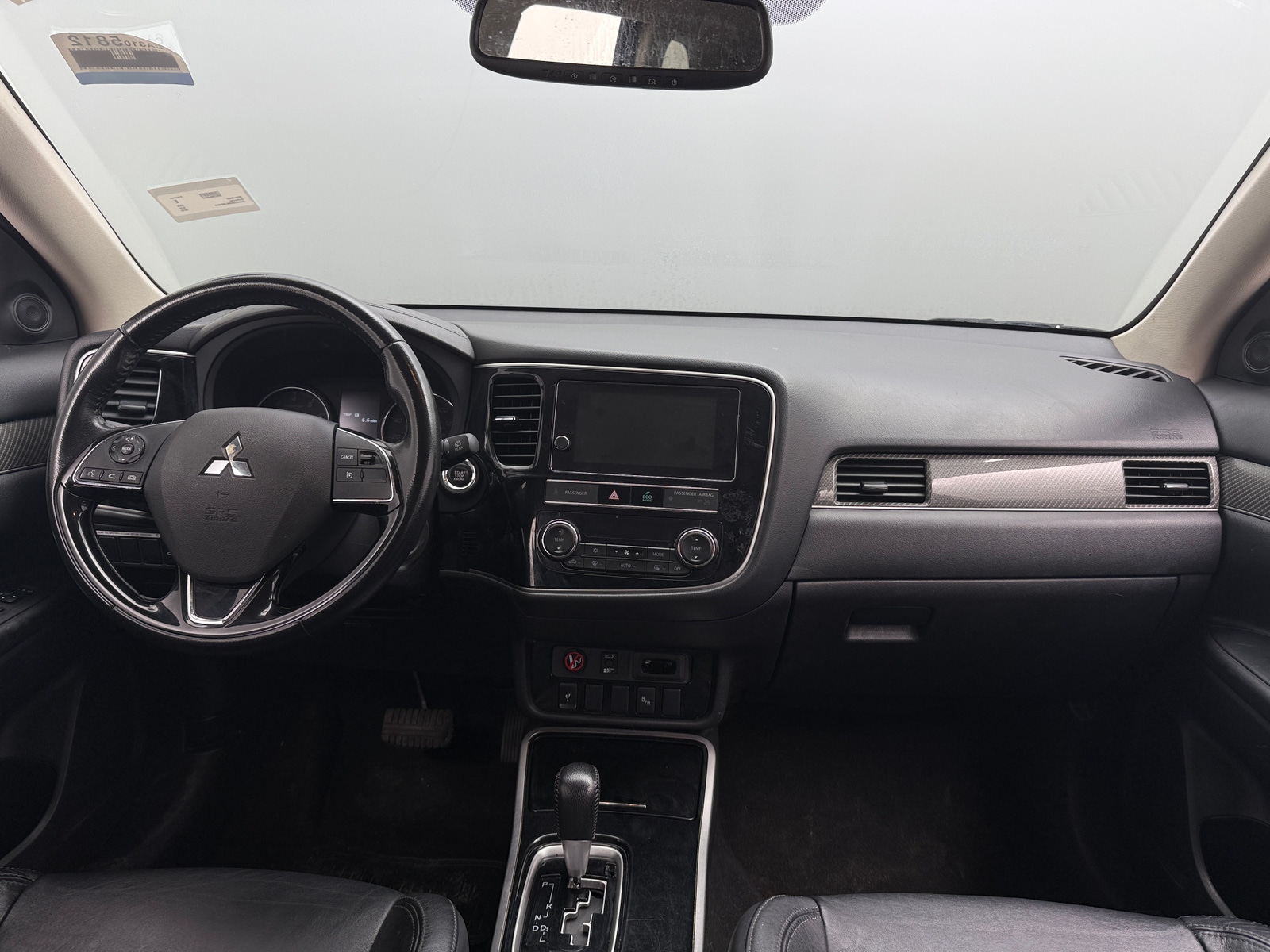 Thumbnail: 2019 Mitsubishi Outlander - 2