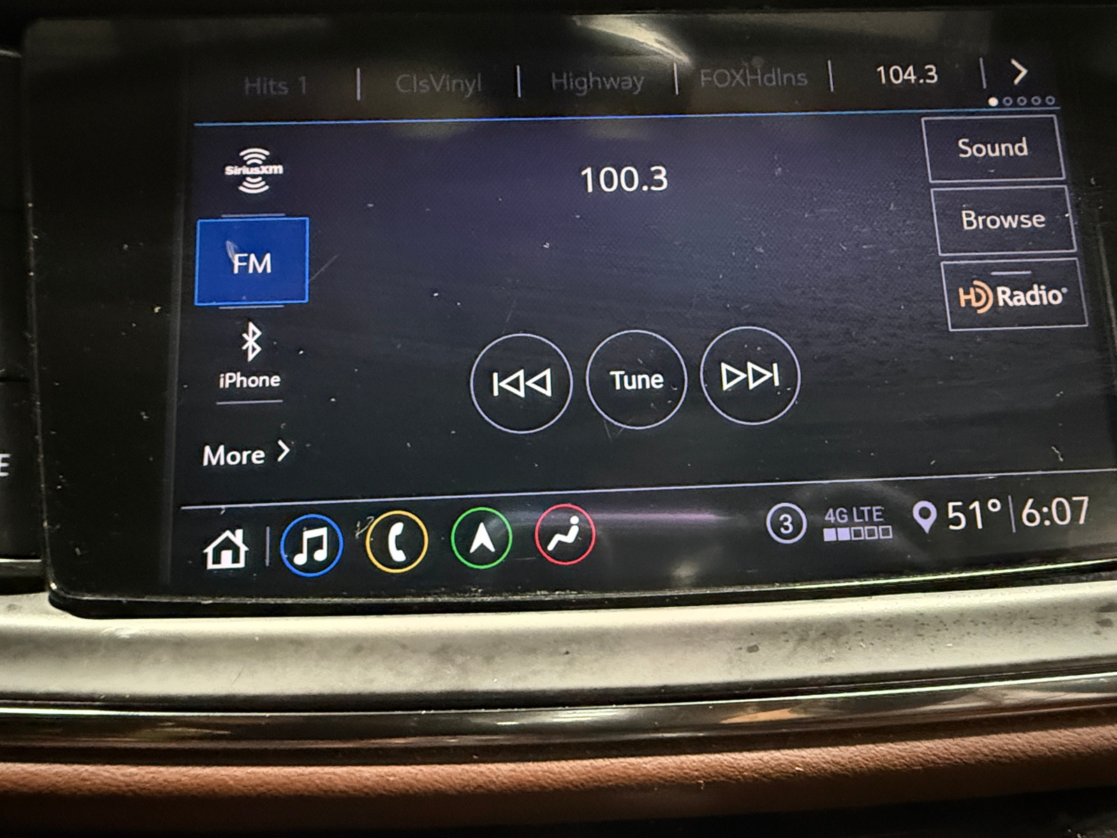 Thumbnail: 2021 Buick Enclave - 3