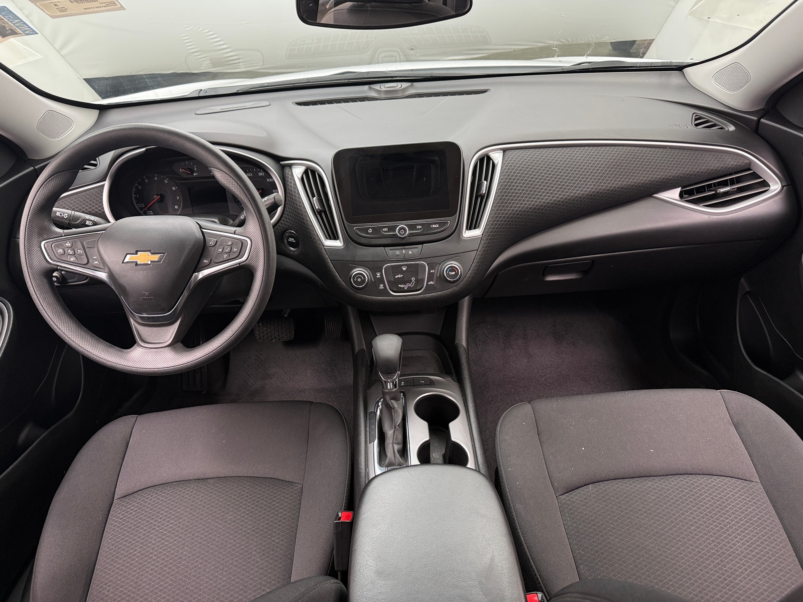 Thumbnail: 2024 Chevrolet Malibu - 3