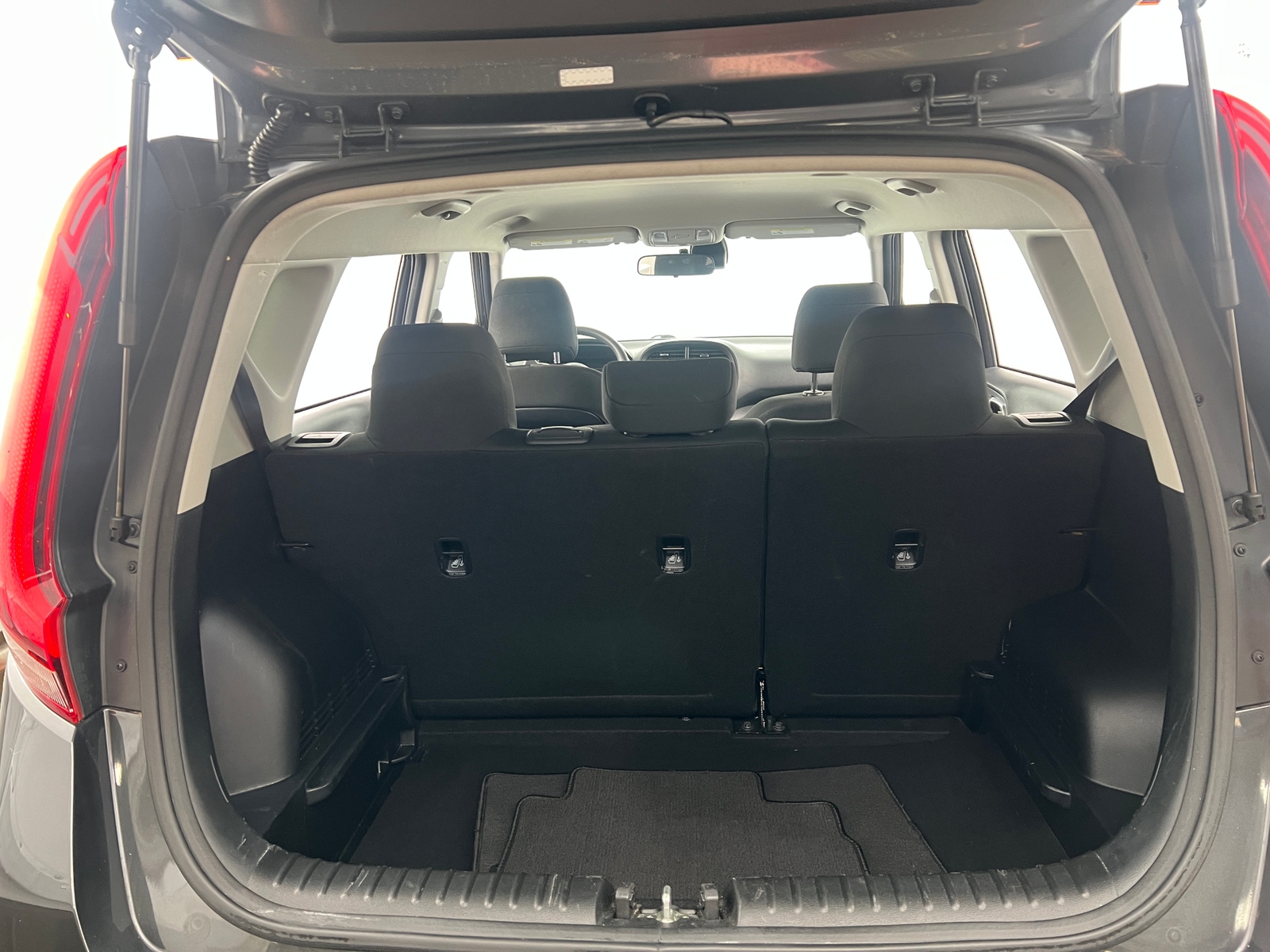 Thumbnail: 2022 Kia Soul - 7