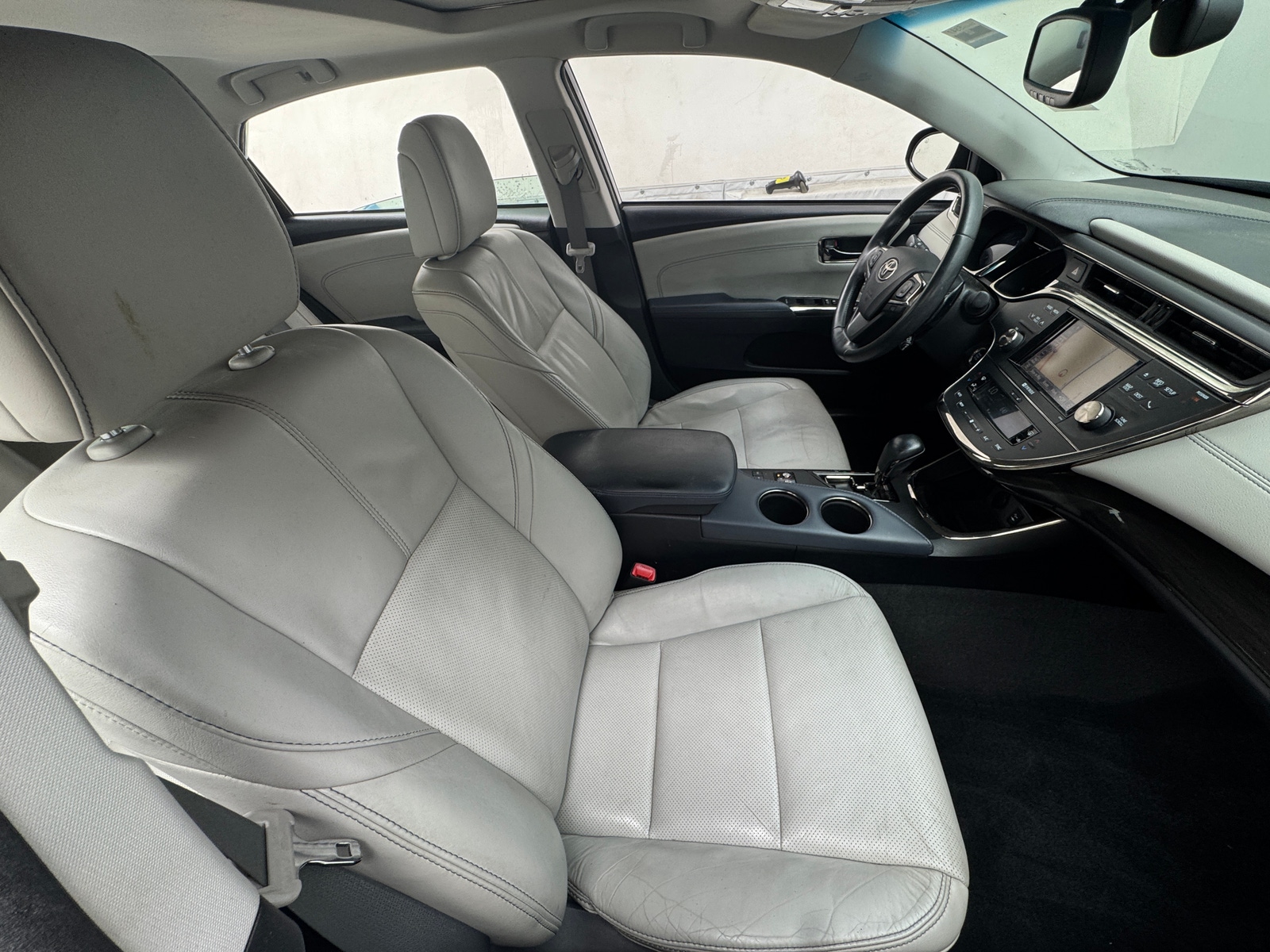 Thumbnail: 2013 Toyota Avalon - 2