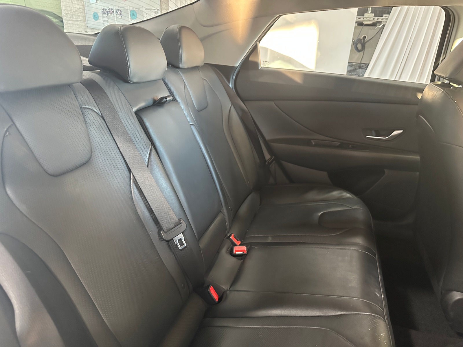 Thumbnail: 2023 Hyundai Elantra - 5