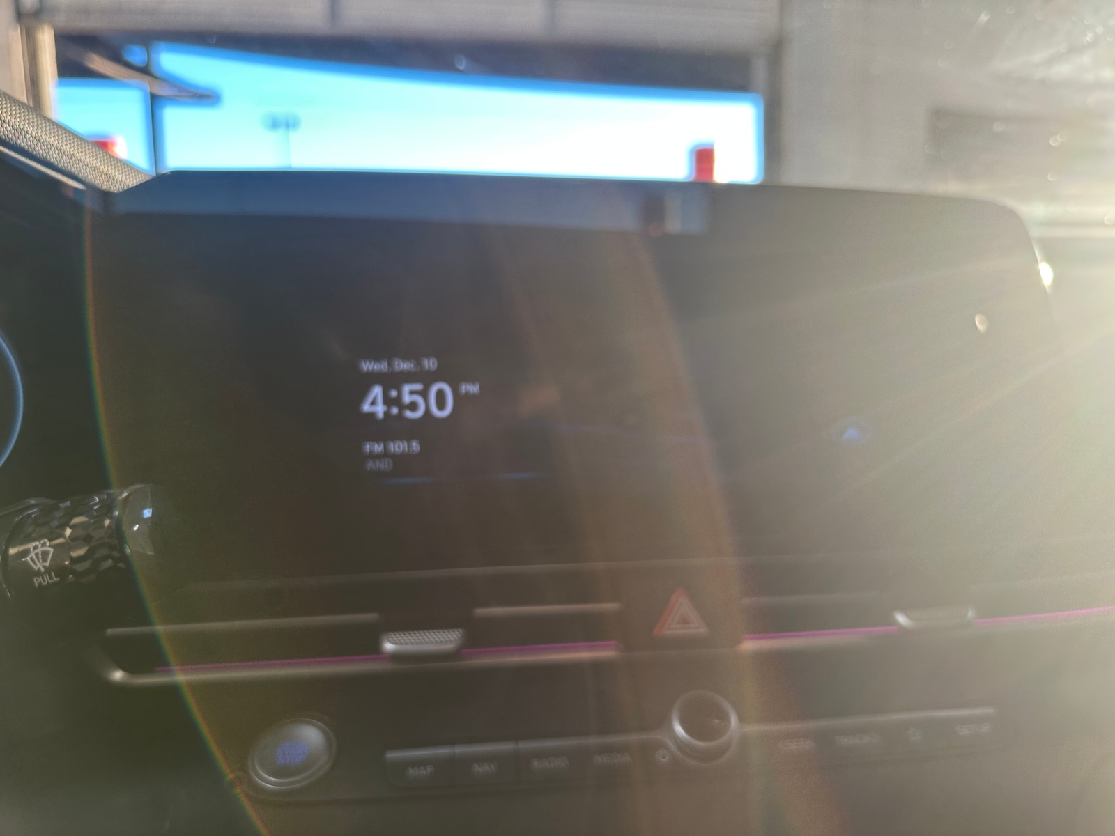 Thumbnail: 2023 Hyundai Elantra - 3