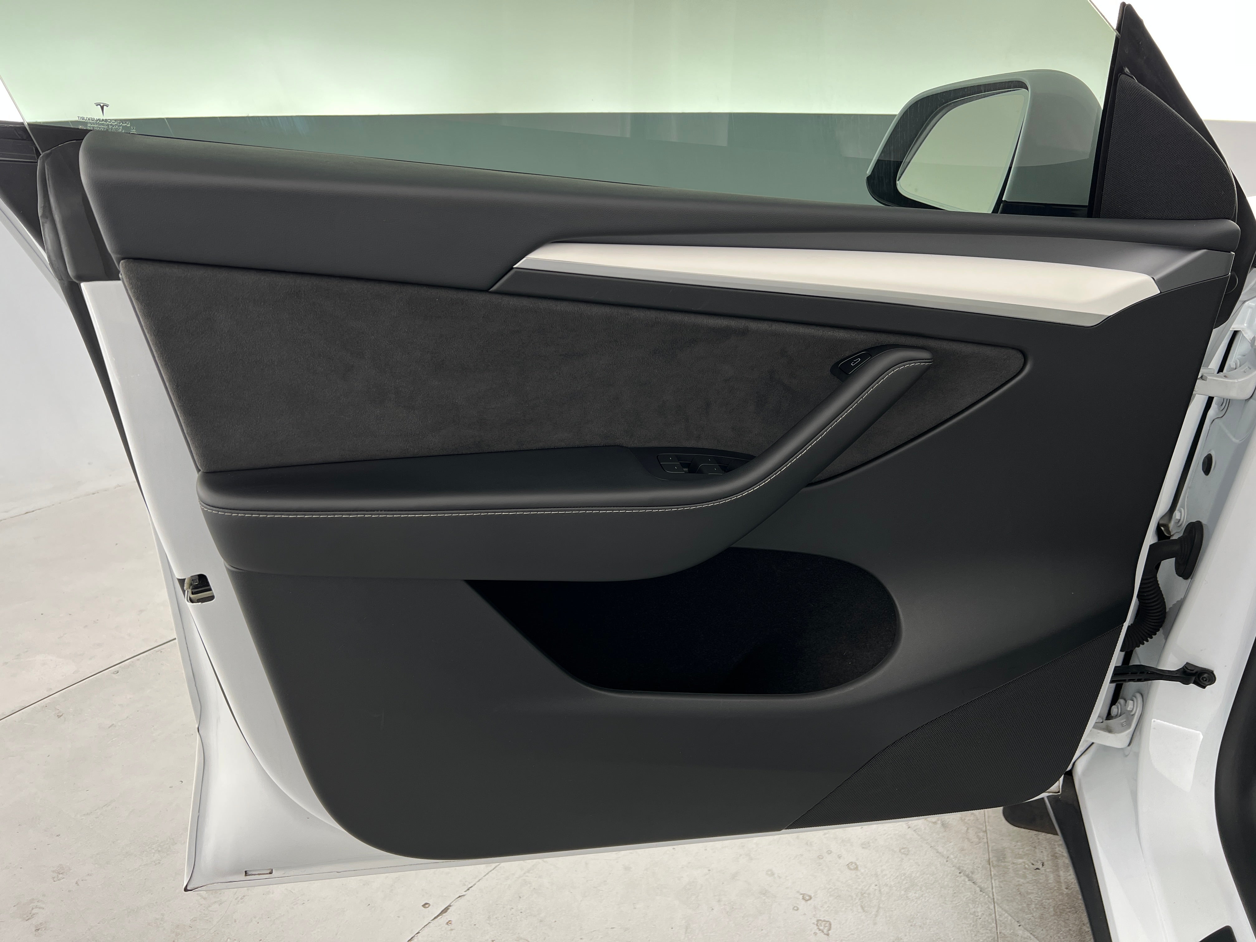 Used 2023 Tesla Model Y Performance with VIN 7SAYGDEF7PF755048 for sale in Northfield, Minnesota