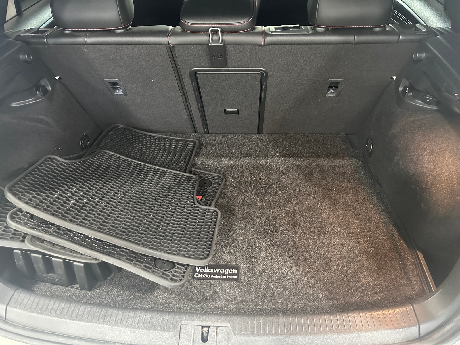 Thumbnail: 2016 Volkswagen Golf - 6