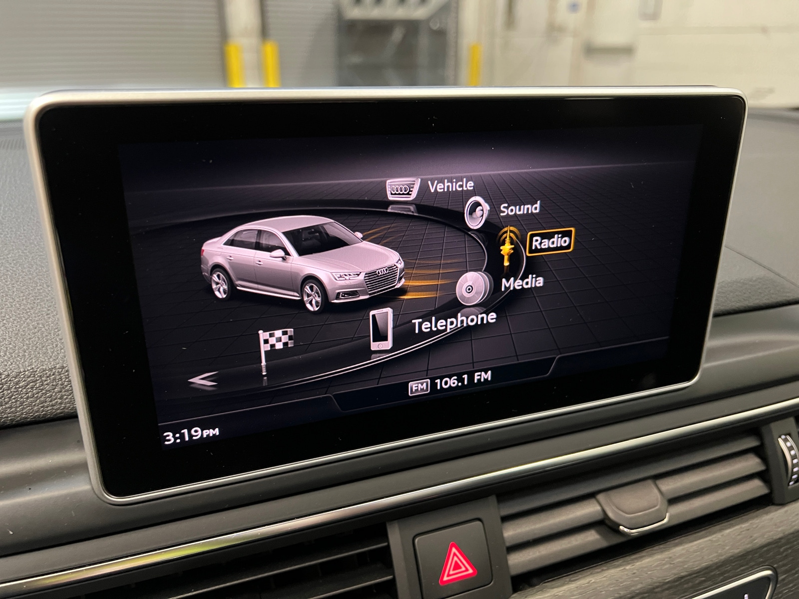 Thumbnail: 2017 Audi A4 - 3