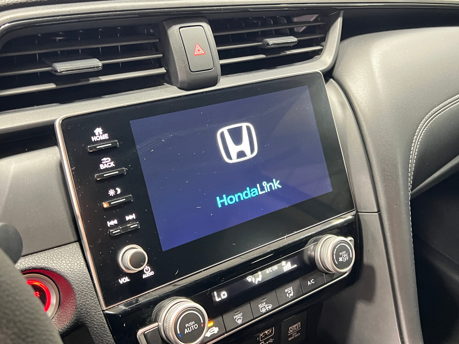 Thumbnail: 2020 Honda Insight - 4