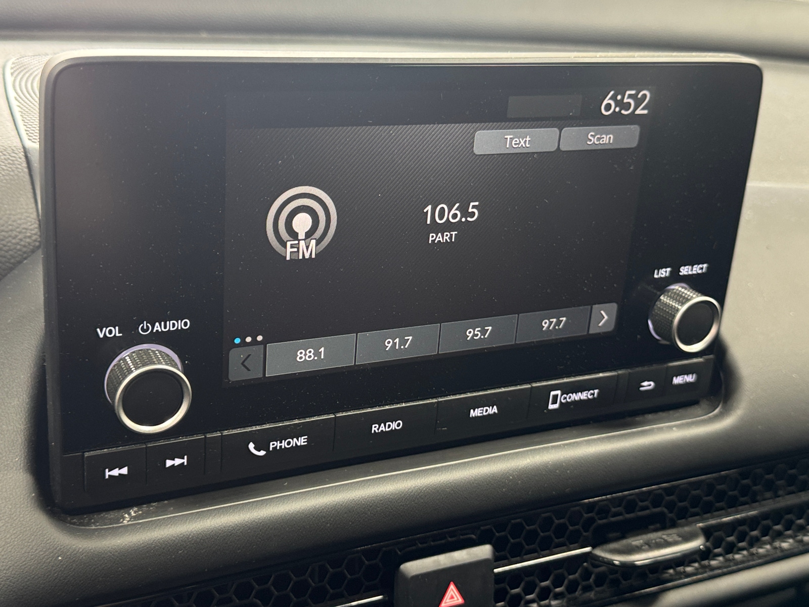 Thumbnail: 2023 Honda HR-V - 4