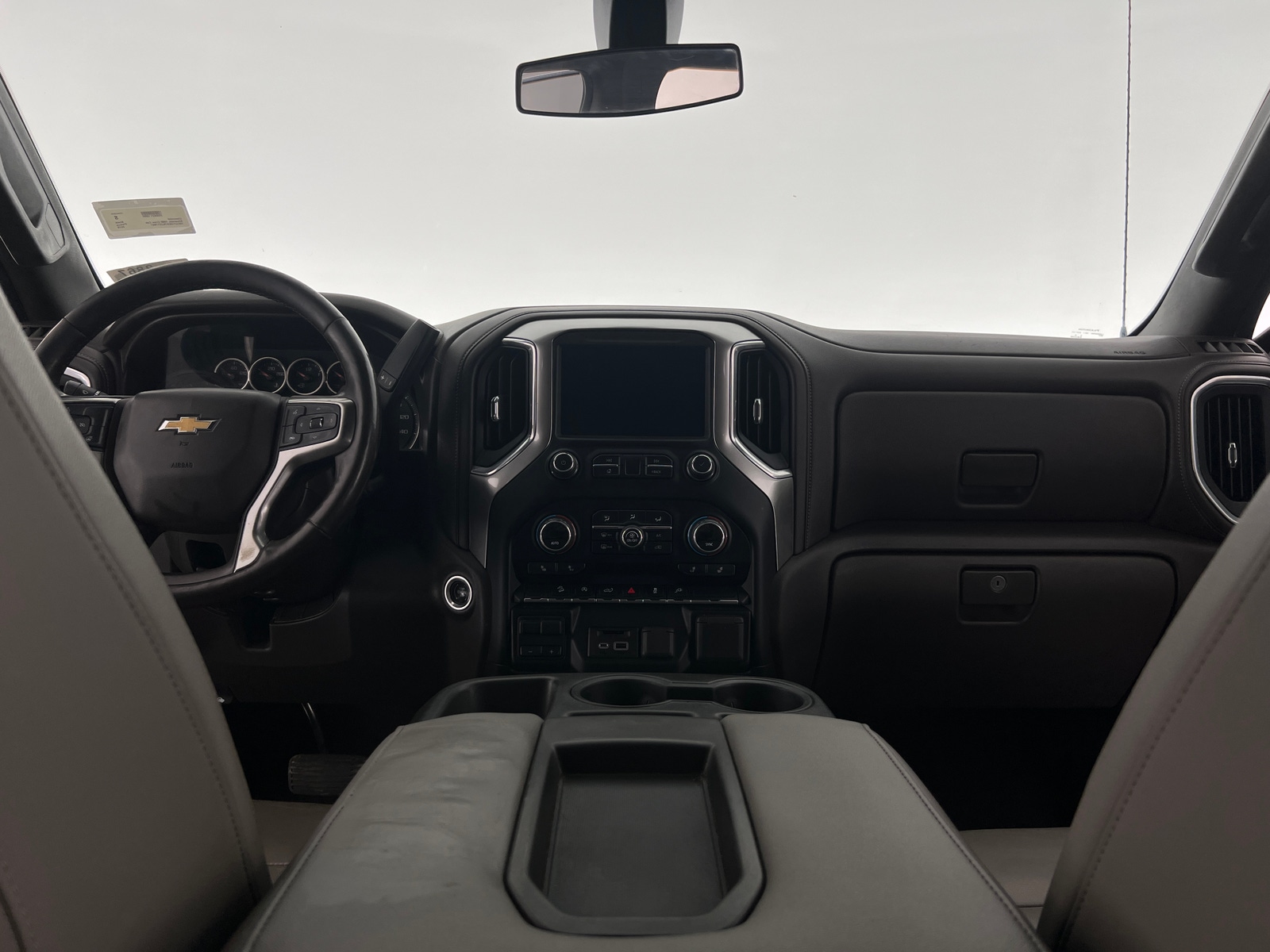 Thumbnail: 2019 Chevrolet Silverado 1500 - 3