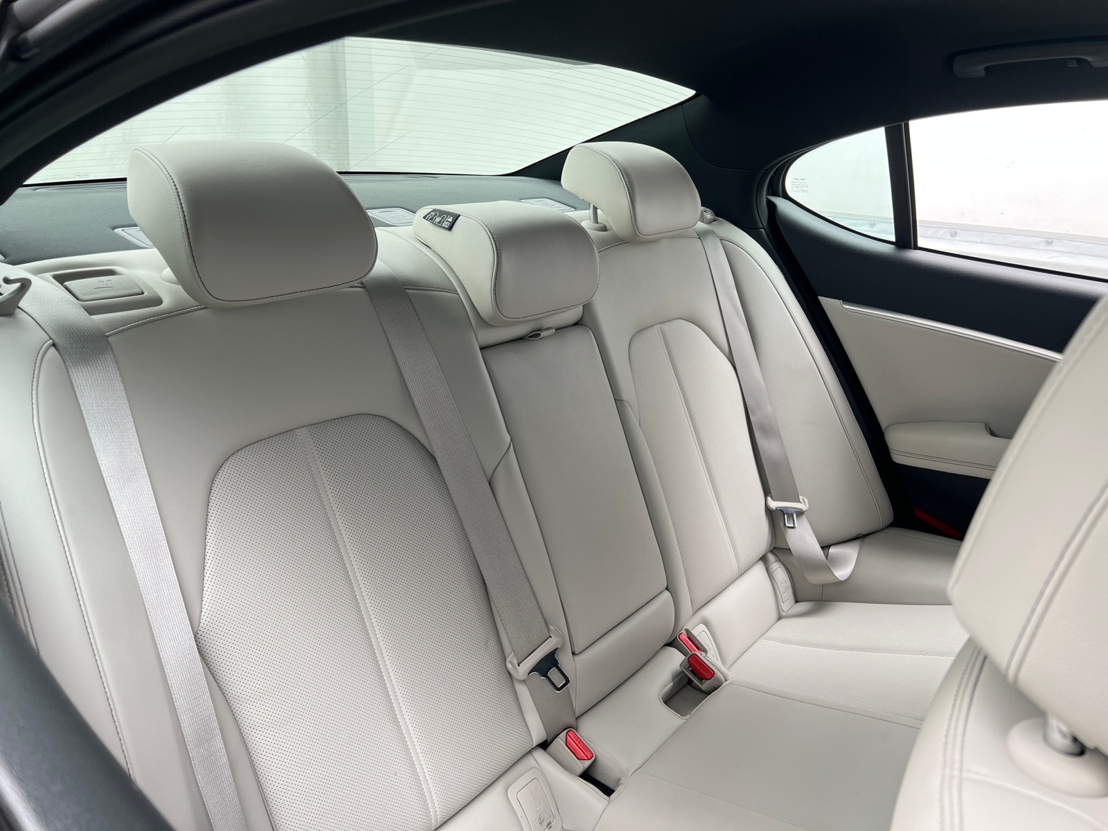 Thumbnail: 2025 Genesis G70 - 5