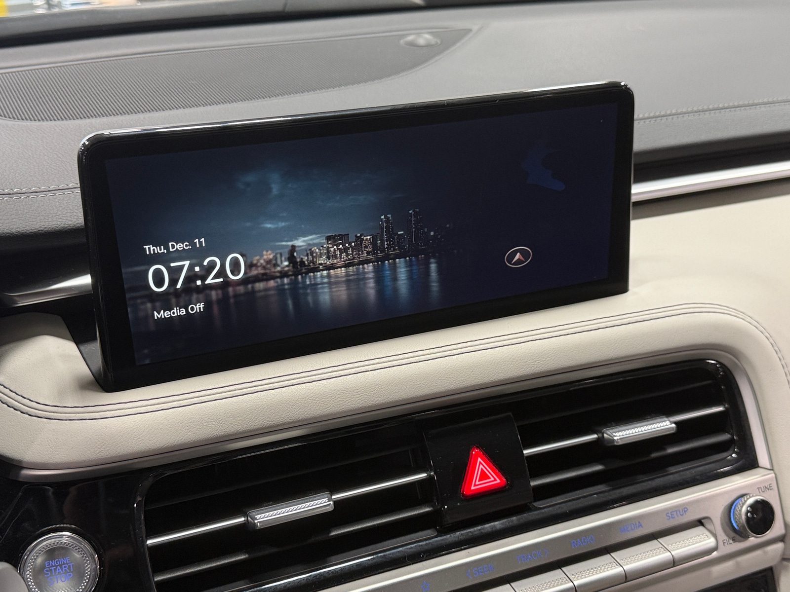 Thumbnail: 2025 Genesis G70 - 3