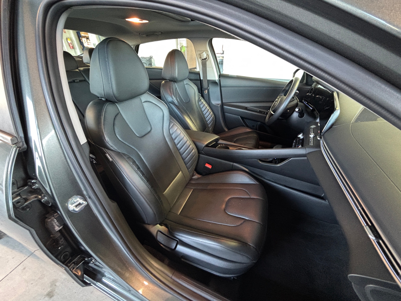 Thumbnail: 2025 Hyundai Elantra - 2