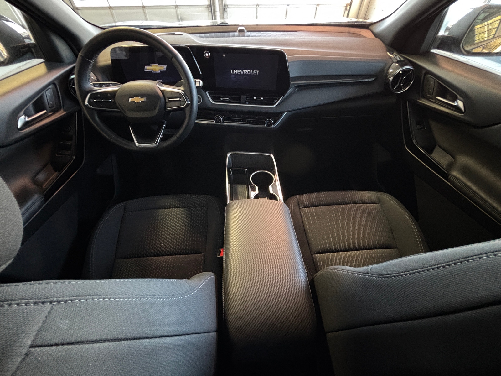 Thumbnail: 2025 Chevrolet Equinox - 3