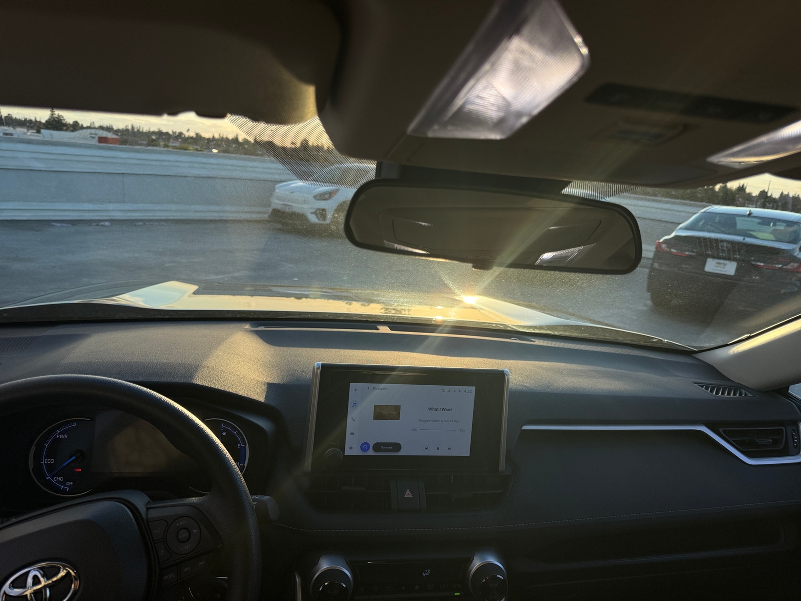 Thumbnail: 2025 Toyota RAV4 - 3