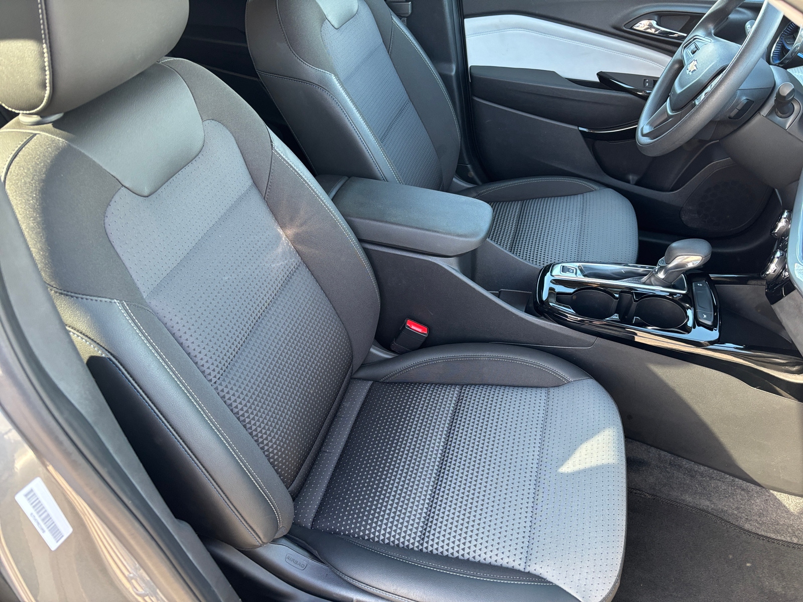 Thumbnail: 2025 Chevrolet Trax - 2