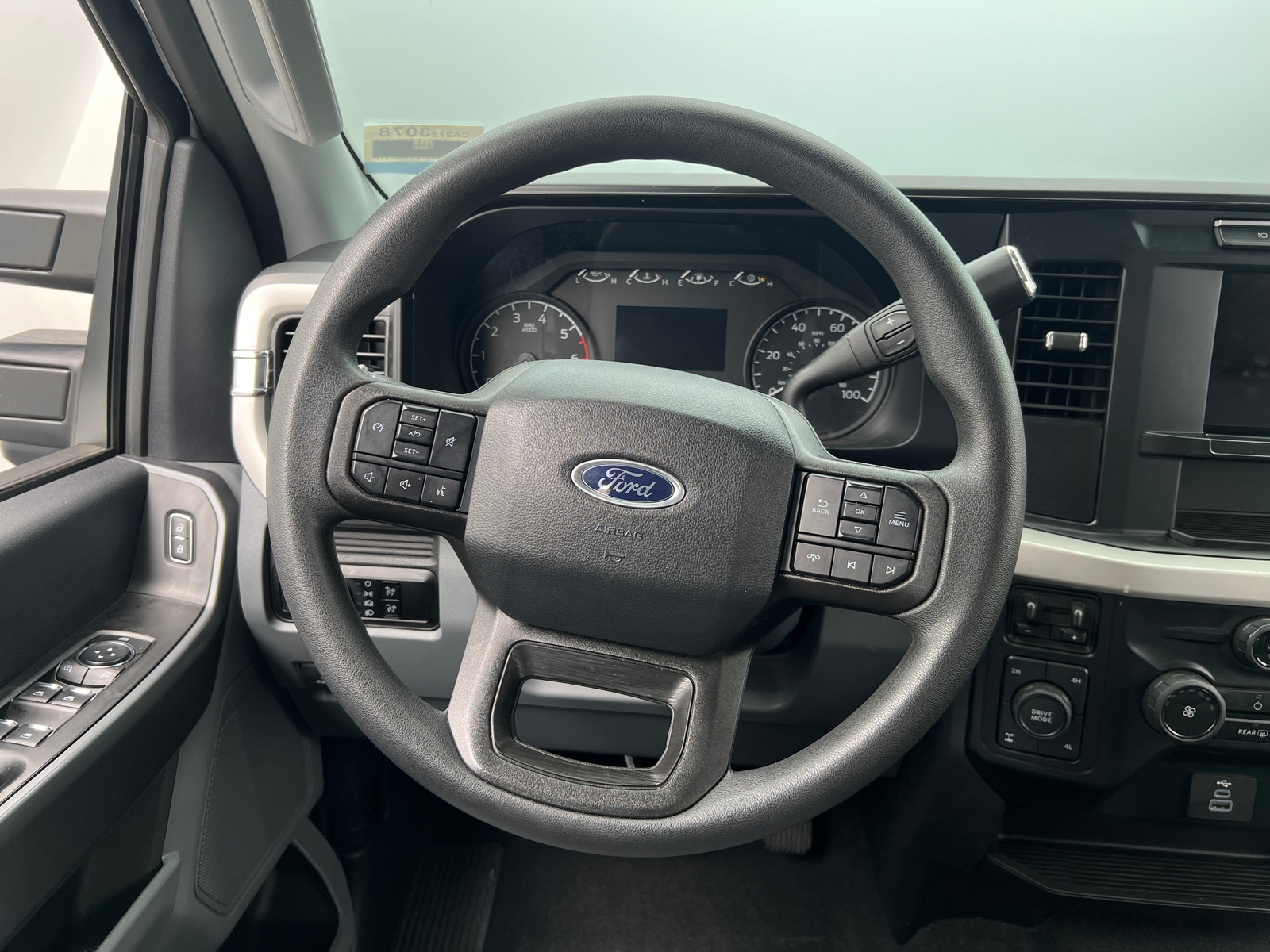 Thumbnail: 2024 Ford Econoline - 5