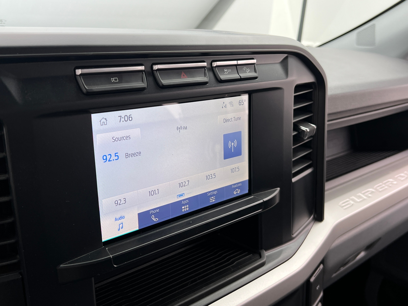 Thumbnail: 2024 Ford Econoline - 4