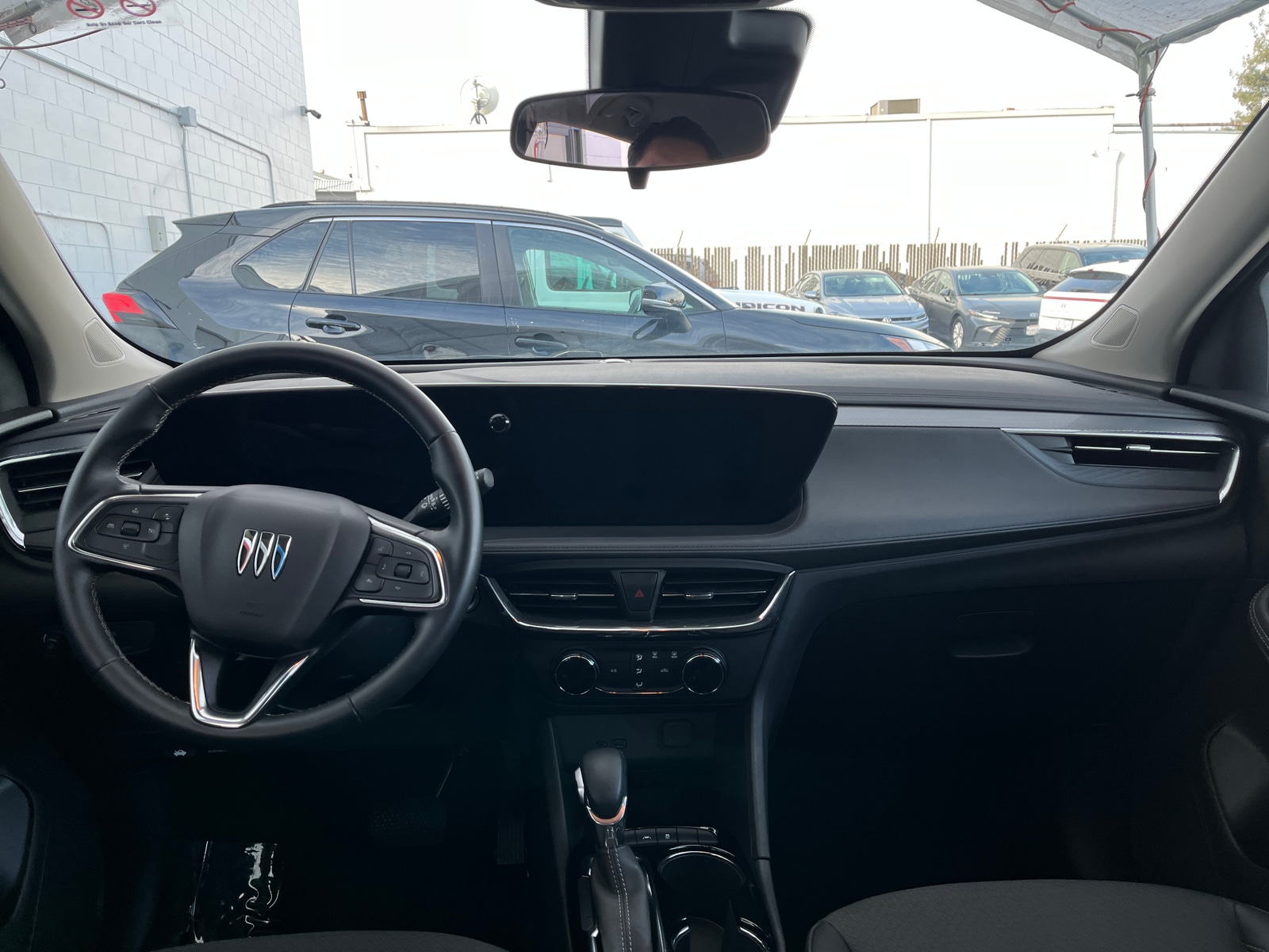 Thumbnail: 2025 Buick Encore GX - 3