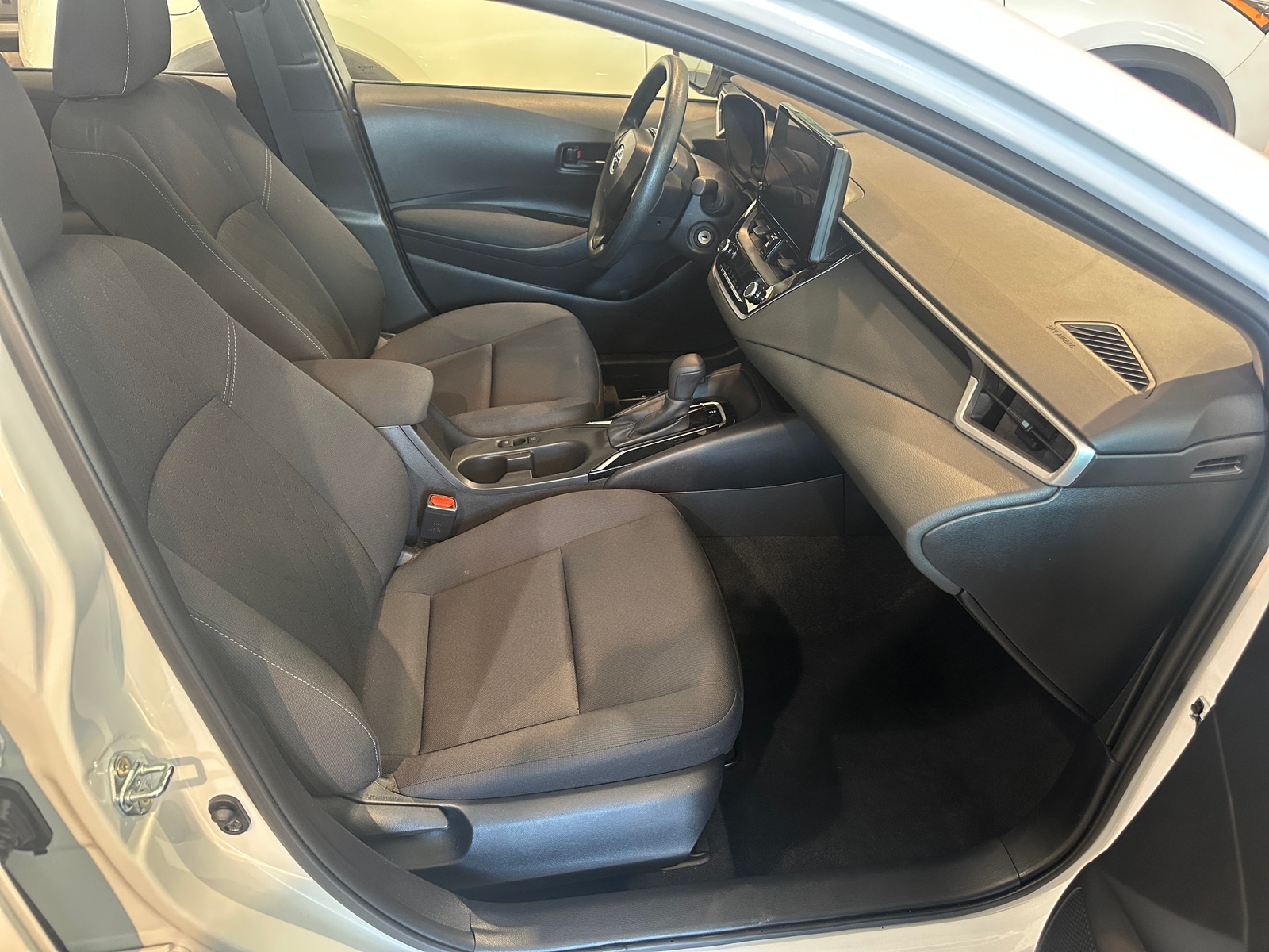 Thumbnail: 2025 Toyota Corolla - 2